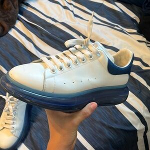 Alexander Mcqeens blue and white